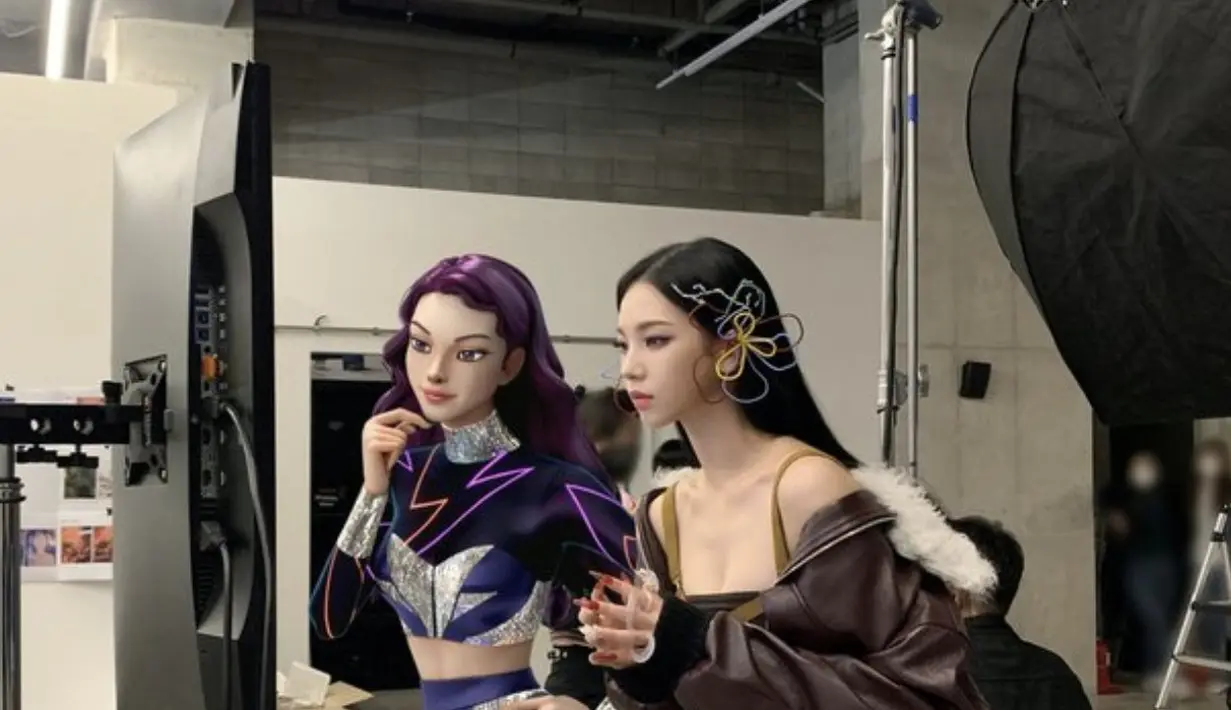 Kecantikannya begitu unik, ia memiliki tampilan yang menyerupai karakter AI yang dimilikinya.  [Foto: Instagram/ @aespa_official]