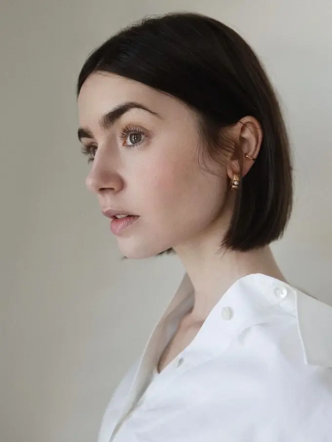 Lily Collins