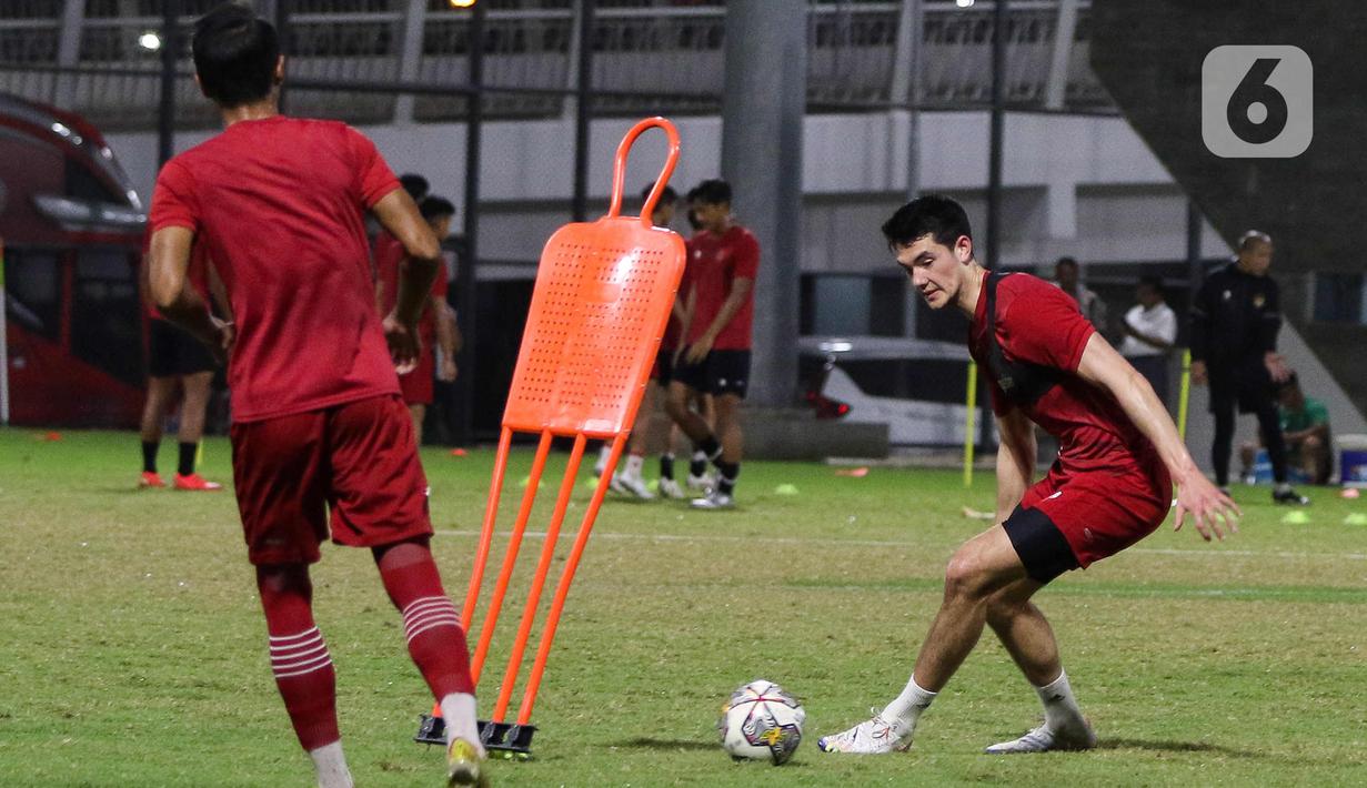 Jordi Amat untuk pertama kali akan berduet dengan Elkan Baggott di timnas Indonesia pada pertandingan FIFA Matchday bulan Maret. (Liputan6.com/Herman Zakharia)
