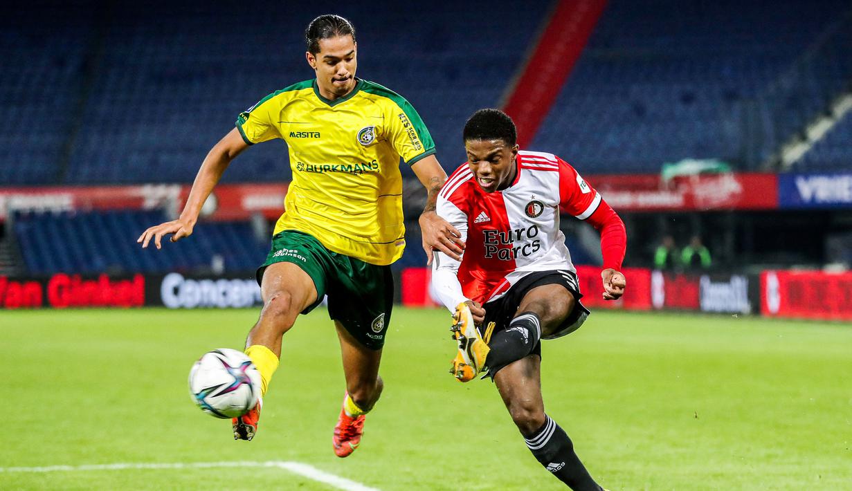 Pemain asal Belanda ini mendapat kontra berdurasi empat tahun. (AFP/Pieter Stam de Jonge)