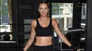 Supermodel Adriana Lima berpartisipasi dalam "Train Like An Angel" di Dogpound, New York, Selasa (3/10). Latihan itu membantu Lima tetap bugar ketika tampil pada Victoria's Secret Fashion Show di China pada November mendatang. (Evan Agostini/Invision/AP)