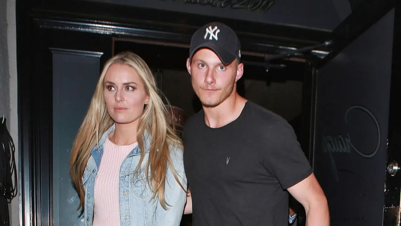 Lindsey Vonn Resmi Pacaran dengan Pemain The Hunger Games