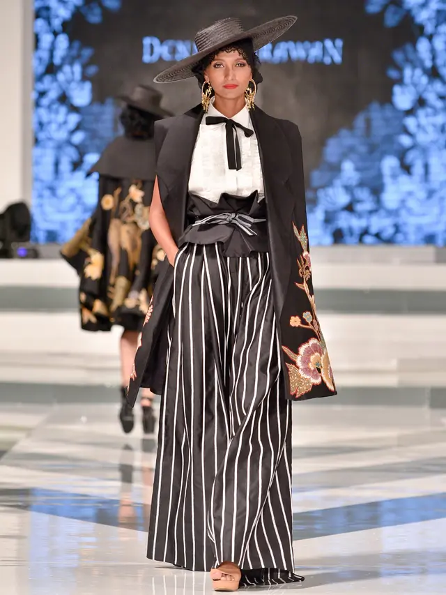 Desainer ASEAN dan Tanah AIr Unjuk Kebolehan di Ciputra World Fashion Week 2018