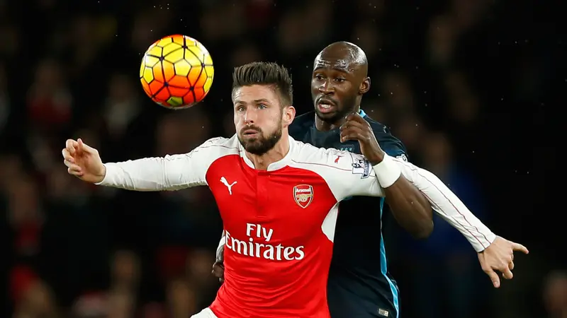 20151222-Liga-Inggris-Arsenal-Manchester-City-Reuters-AFP