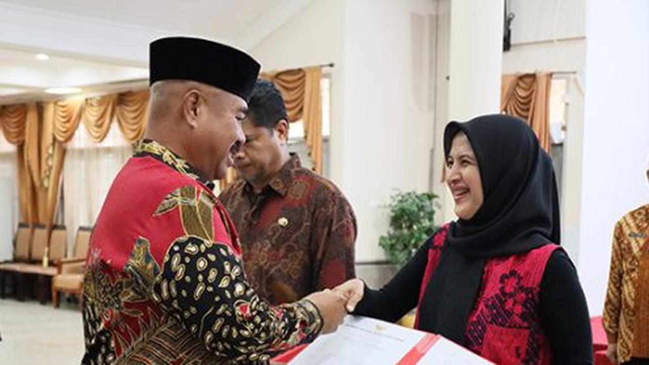 Bupati Kutai Kartanegara.