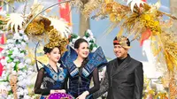 Arumi Bachsin dan Putrinya Tampil Bak Elsa Frozen di Jember Fashion Carnaval 2026