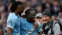 Man City Dapat Kabar Gembira Jelang Hadapi Arsenal: Jeremy Doku Segera Kembali dan Perpanjang Kontrak