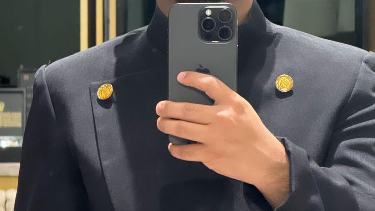 Dalam tulisannya, Fadil mengatakan bahwa kini gilirannya untuk mencari jodoh, karena Clarissa telah menikah. Ditunggu ya, Fadil!