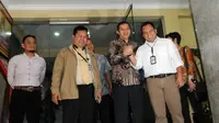 Wakil Ketua KPK Saut Situmorang diperiksa Bareskrim Polri (Liputan6.com/ Helmi Afandi)