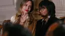 Angelina Jolie menjadi salah satu di antara tamu kehormatan yang bergabung dengan Joe dan Jill Biden dalam jamuan makan malam kenegaraan di Gedung Putih untuk Korea Selatan.  (AP Photo/Susan Walsh)