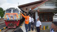 Rangkaian KA Argo Wilis Resmi Berhenti di Stasiun Ciamis