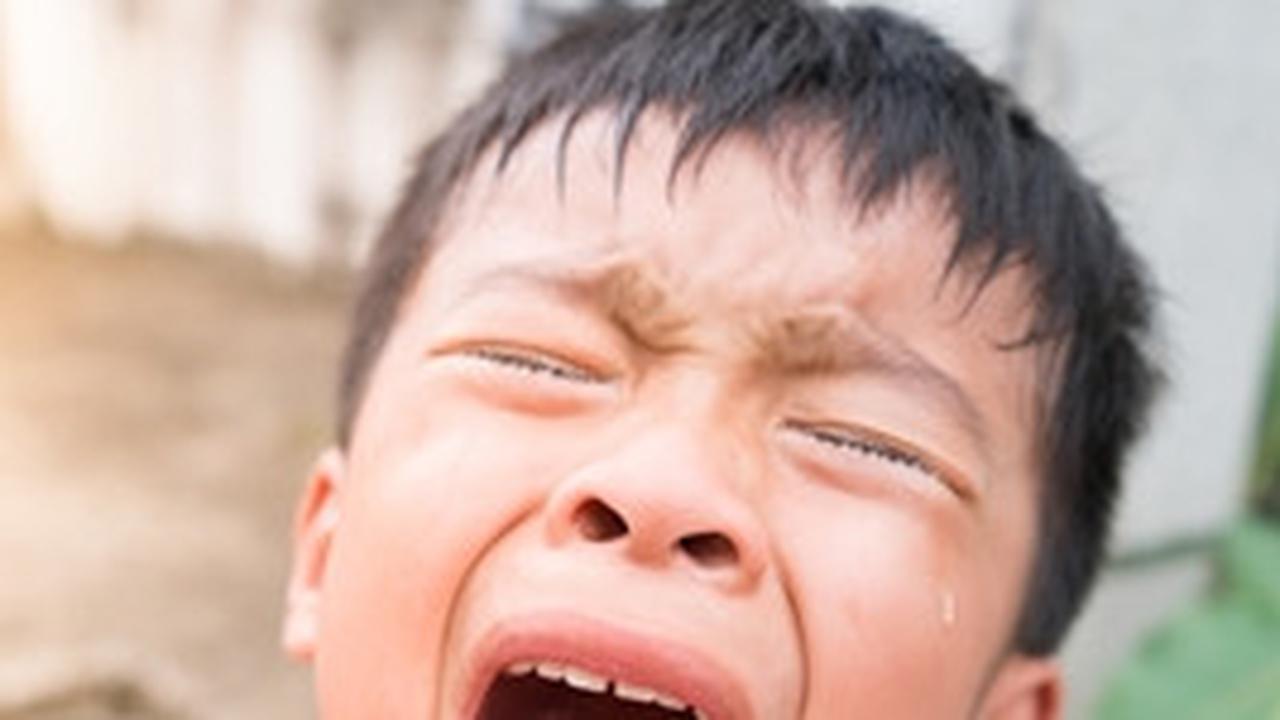 Strategi yang Tepat untuk Menangani Perilaku Negatif Anak