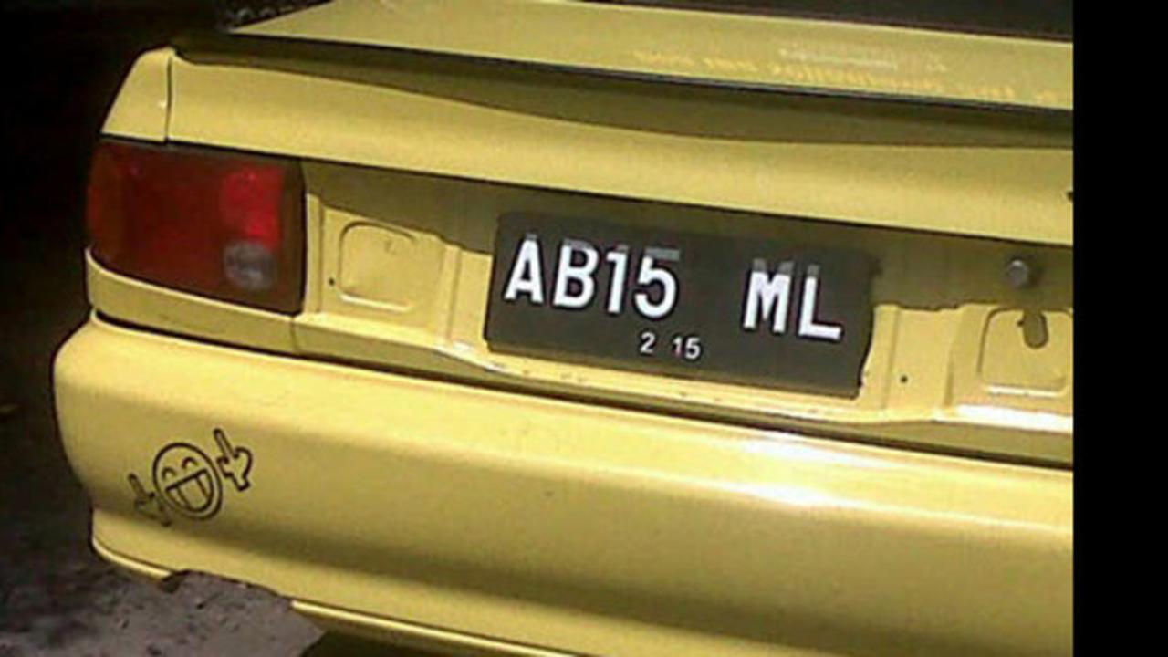 Plat Nomor AB15 ML (Istimewa)
