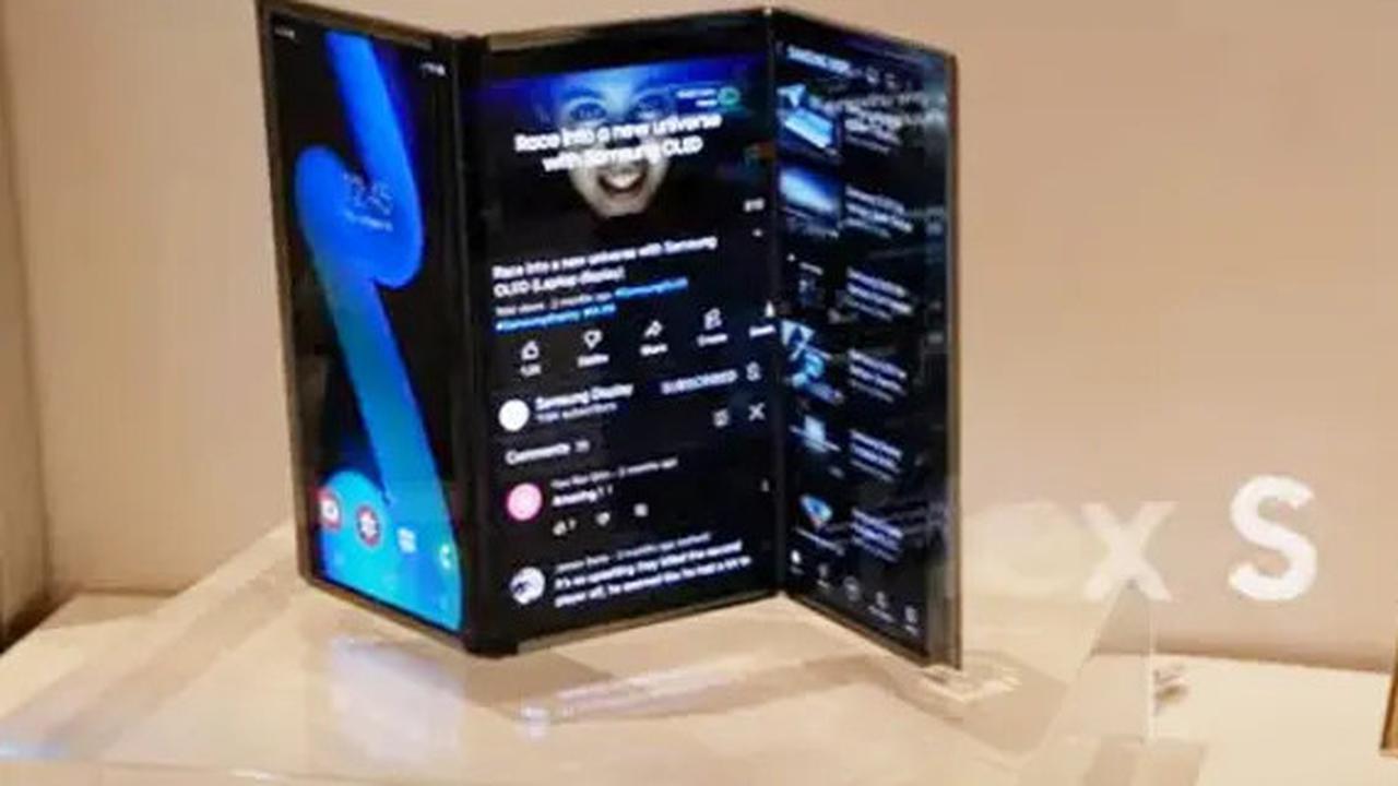 Bos Samsung Ungkap Ponsel Lipat Tiga akan Dirilis Akhir Tahun 2025