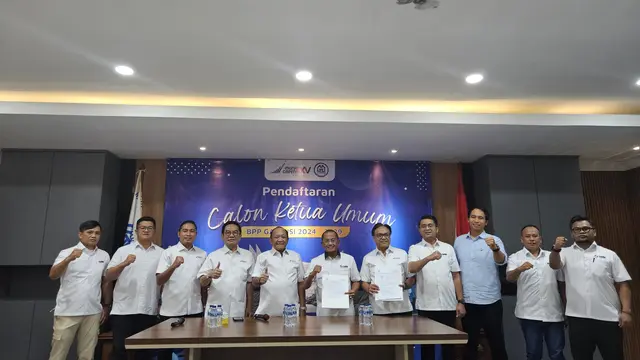 Andi Rukman Nurdin (ARN) menjadi calon pertama yang mengembalikan formulir pendaftaran untuk pemilihan Ketua Umum BPP GAPENSI