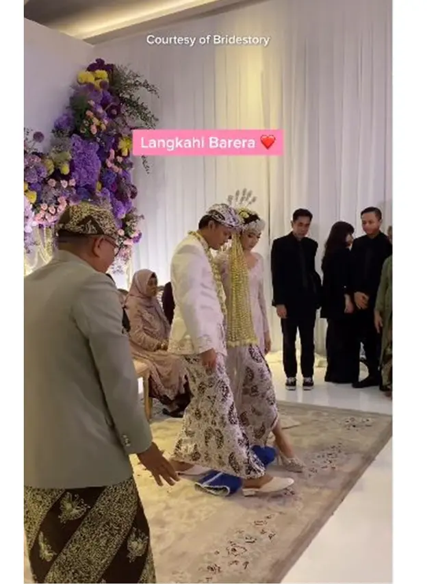 8 Potret Prosesi Pernikahan Adat Sunda Rizky Febian dan Mahalini, Penuh Haru Bahagia