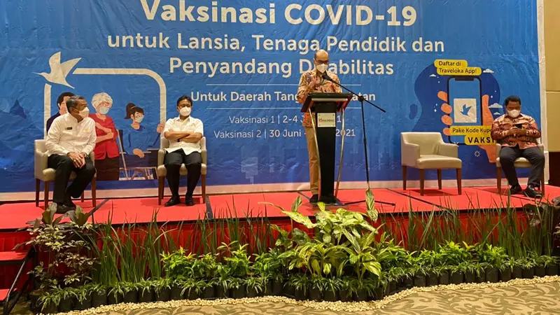 Traveloka luncurkan Sentra Vaksinasi COVID-19 di Tangerang Selatan