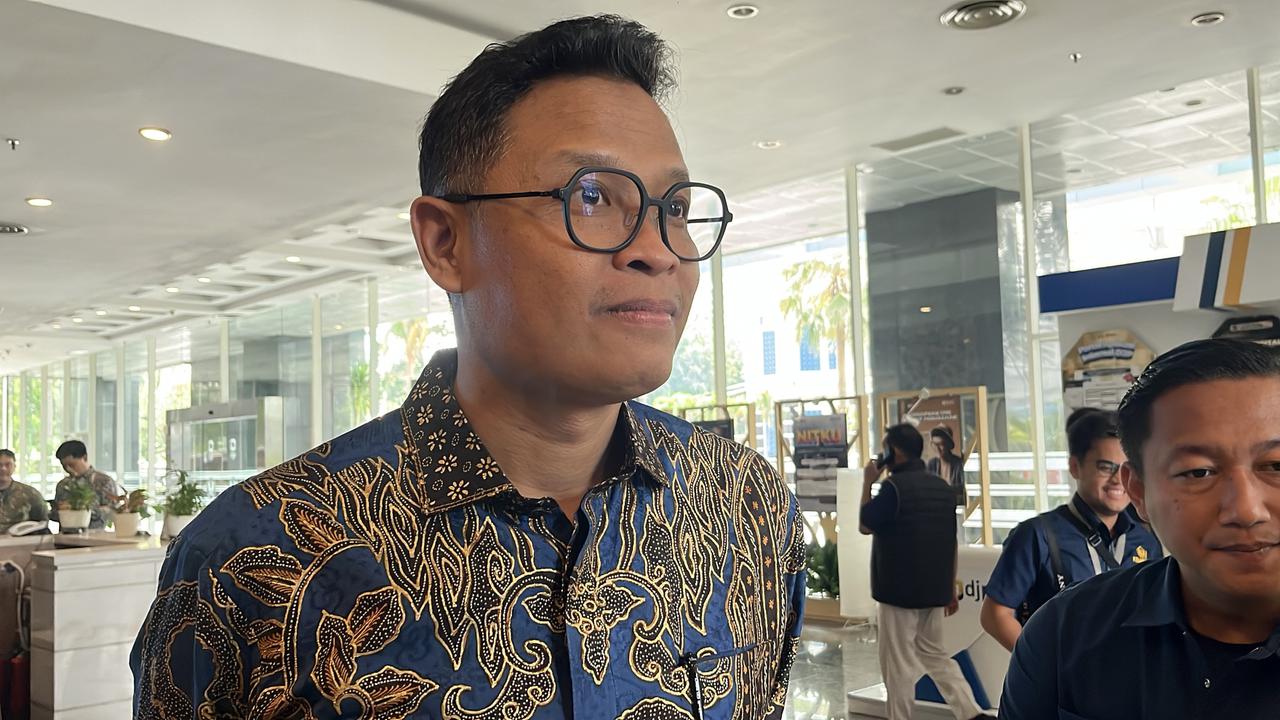 Purbaya Sebut Rotasi Pejabat Jadi Alasan Dipecat, Dirjen Pajak Buka Suara