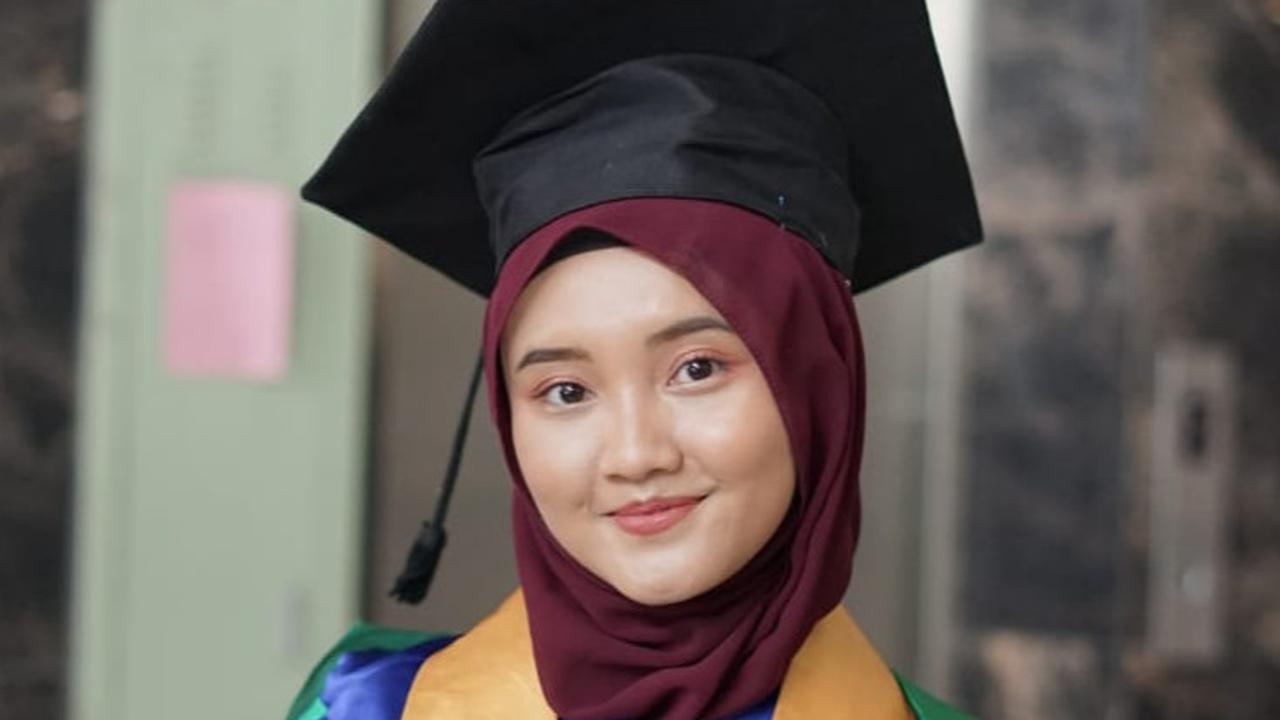 Cerita Anak Buruh, Lulus Kedokteran Undip Lewat Jalur Beasiswa Raih IKP 3,96