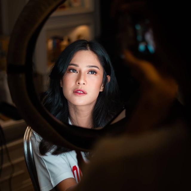 Dian Sastrowardoyo. (Foto: Dok. Instagram @therealdisastr)
