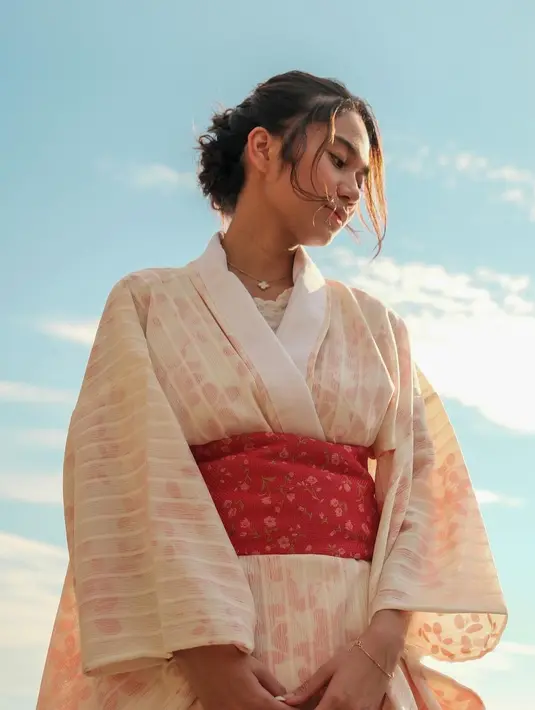 <p>[Instagram/azizahsalsha_]</p>