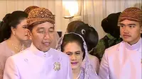 Presiden Jokowi jelang pernikahan anak bungsu, Kaesang Pangarep dengan Erina Gudono. (Foto; Liputan6.com/Hendro Ary Wobowo)