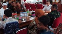 Kedatangan puluhan juragan bakso ini untuk berdiskusi soal Bakso Wonogiri Mendunia kepada Bupati Wonogiri, Setyo Sukarno.