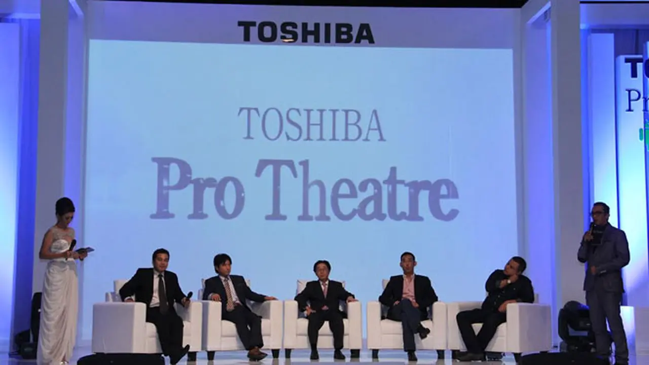 toshiba-131201b.jpg