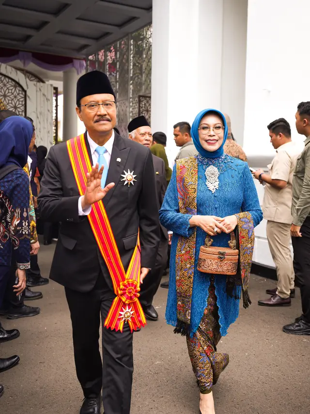 Mensos Saifullah Yusuf Raih Penghargaan Bintang Mahaputera Adipurna dari Presiden Prabowo