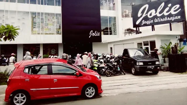 Jolie Jogja Wirobrajan