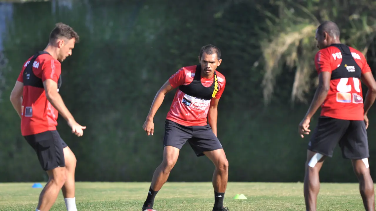 Ricardo Salampessy