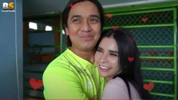 Dikabarkan Pacaran, Ini 6 Potret Kebersamaan Billy Syahputra dan Maria Vania