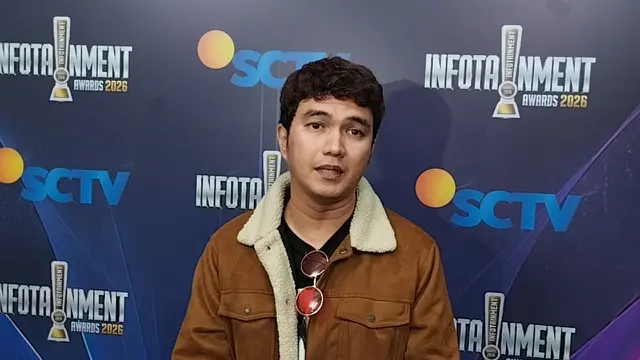 Aldi Taher Bernostalgia di Infotainment Awards 2026, Akui Bukan Apa-Apa Tanpa Wartawan