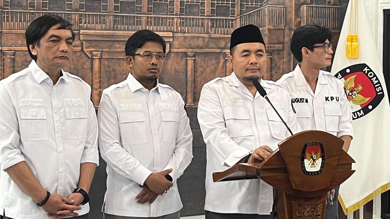 Buntut Sewa Jet Pribadi, Ketua dan Komisioner KPU RI Bakal Berhadapan dengan Komisi II