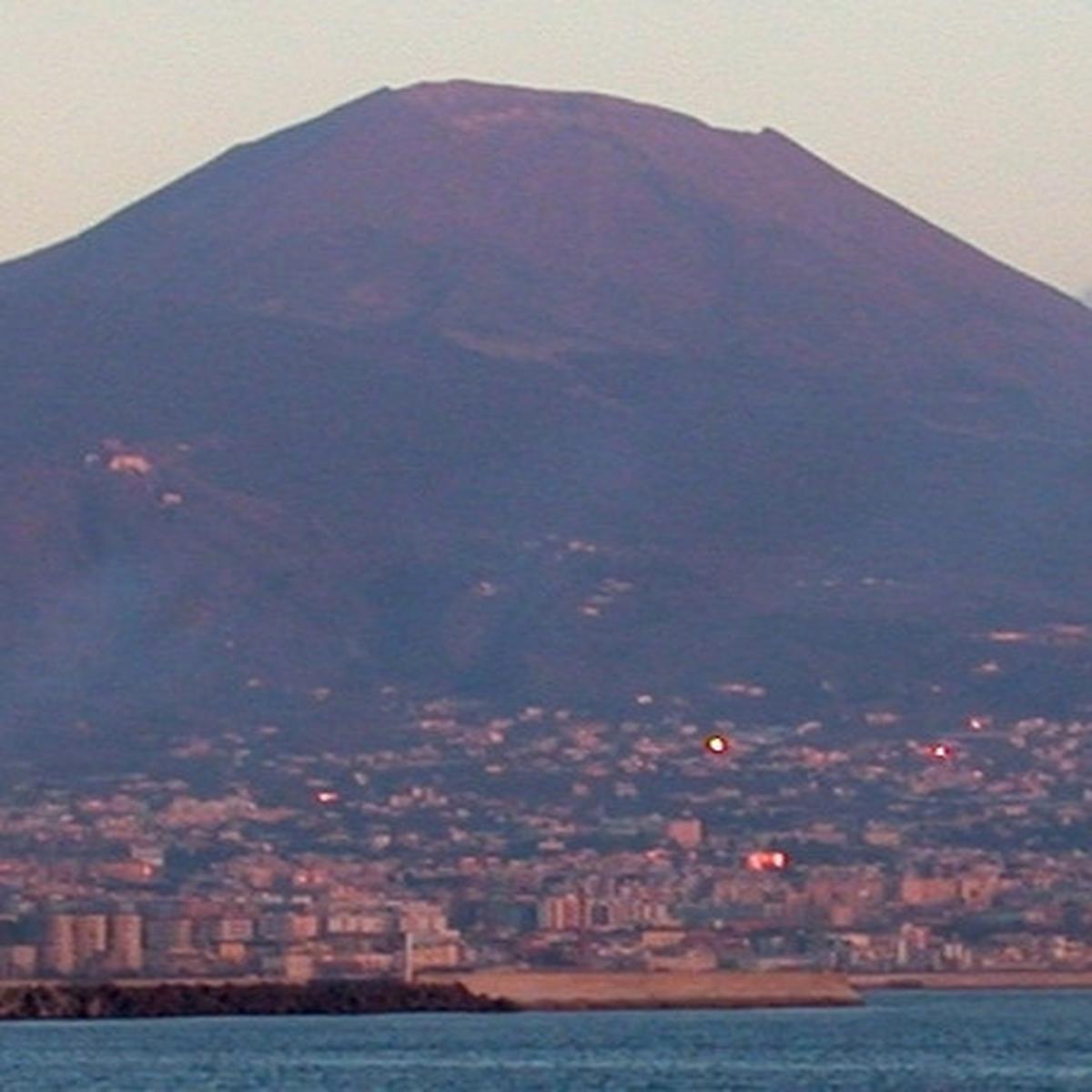 Erupsi Gunung Vesuvius pada masa kuno diduga oleh para ilmuwan menghancurkan sejumlah peradaban sekitar (Wikimedia Commons)