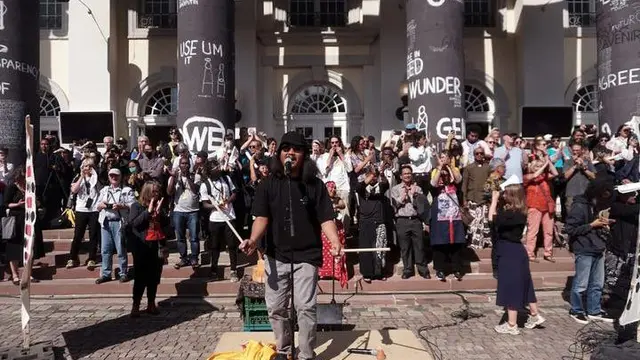 Perform JAF di Luar Negeri