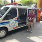 Ambulans listrik DFSK hasil inovasi CKM ini sedang tampil di 6th Annual Scientific Meeting On Emergency Medicine yang diselenggarakan oleh Perhimpunan Dokter Ahli Emergensi Indonesia (PERDAMSI) pada 9-12 Maret 2023 di Grand Mercure Yogyakarta.