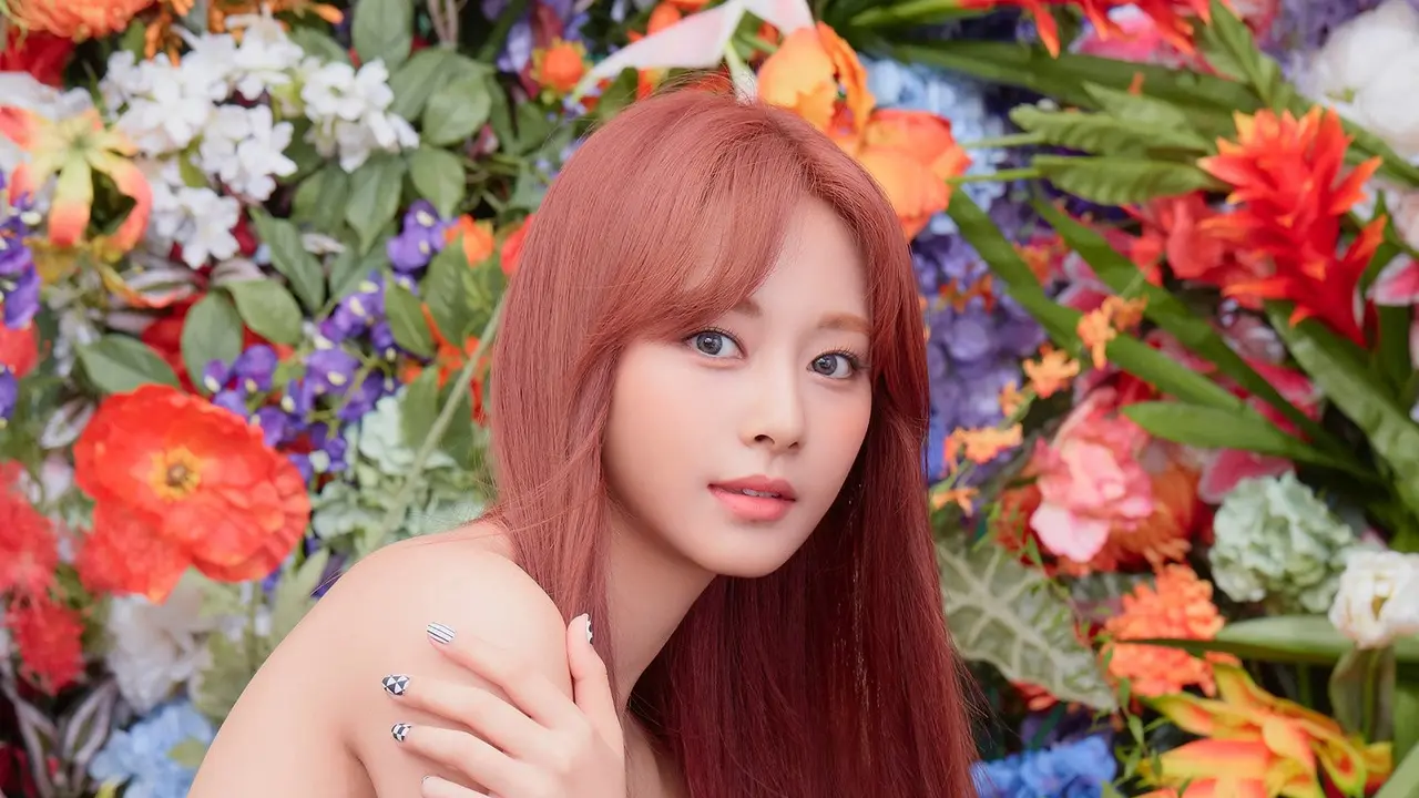 Tzuyu Twice. (JYP Entertainment via Soompi)