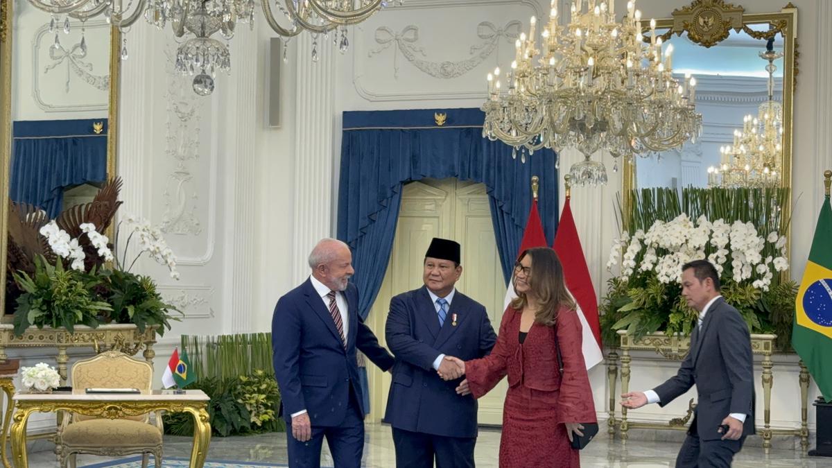Prabowo Sambut Presiden Brasil Lula da Silva di Istana Merdeka