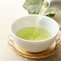 Efektifkah Konsumsi Teh Hijau untuk Turunkan Berat Badan? (Nishihama/Shutterstock)