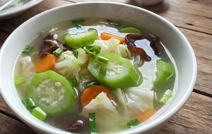 Resep Sayur Oyong Kuah Bening (Foto: AI)