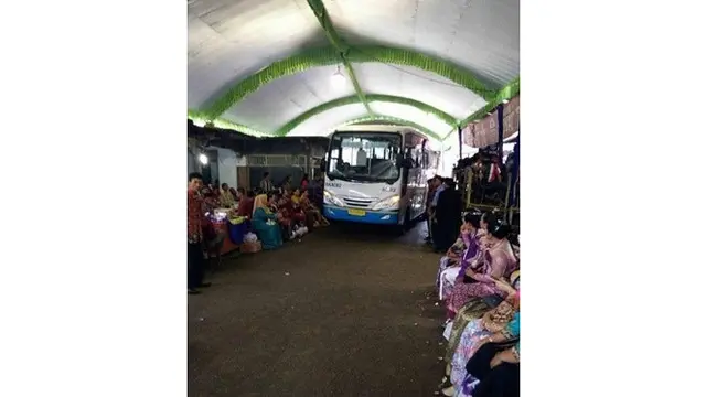 6 Tempat Nikahan Ini Anti-mainstream, Bikin Geleng Kepala