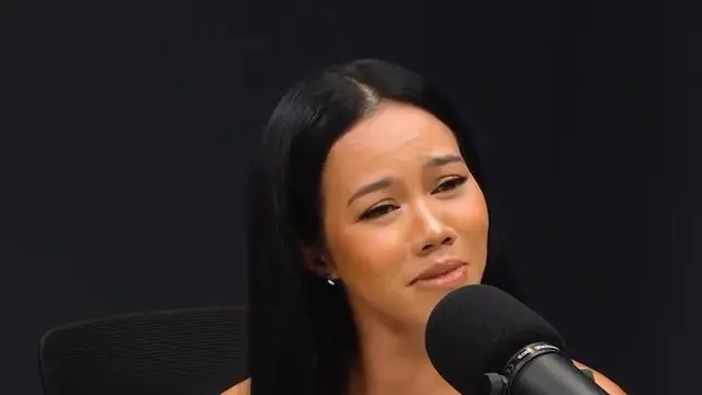 Yura Yunita Didoakan Sang Mama Sambil Menangis. (instagram/yurayunita)