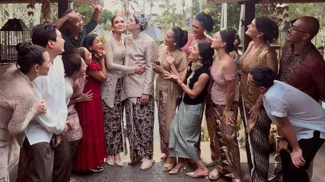 Nirina Zubir kondangan pernikahan Luna Maya dan Maxime Boutter. (Foto: Dok. Instagram @nirinazubir_)