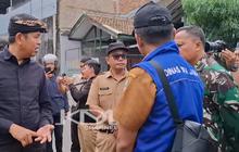 Geram Lihat Sampah Numpuk di Sungai Citarum, Dedi Mulyadi Langsung Turun Tangan Minta Banguan di Bongkar