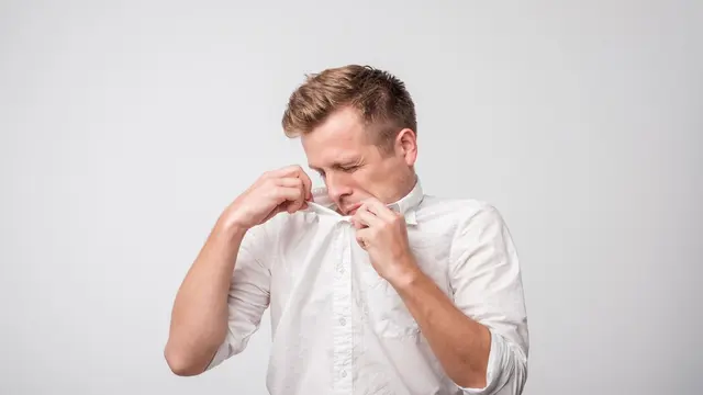 Begini Cara Mendeteksi Aroma Tubuh dan Napas yang Tidak Sedap
