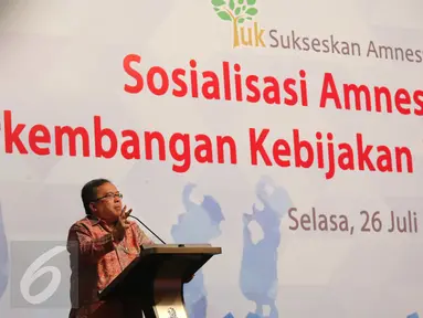 Menteri Keuangan (Menkeu) Bambang Brodjonegoro saat memberikan sambutan dalam acara sosialisasi amnesty pajak dan perkembangan kebijakan ekonomi Indonesia di Jakarta, Selasa (26/7). (Liputan6.com/Angga Yuniar)