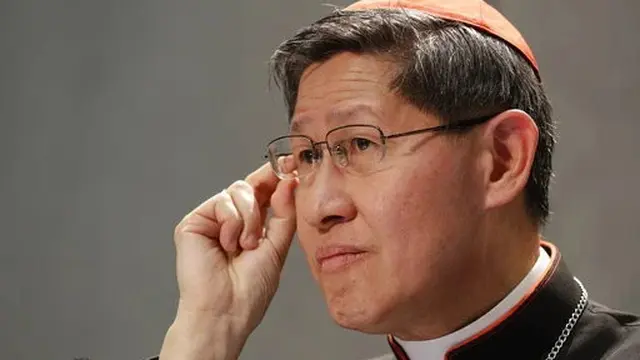 Kardinal Luis Antonio Tagle disebut-sebut sebagai calon kuat pengganti Paus Fransiskus.Jika demikian, maka ia merupakan Paus pertama dari Asia. (AP/Andrew Medichini)