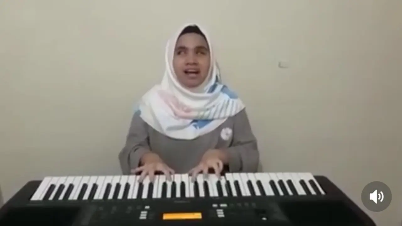 Gemar Dengar Radio Sejak Kecil, Penyandang Disabilitas Netra dari Depok Temukan Bakat di Bidang Vokal dan MTQ