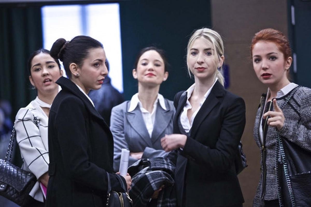 Intip para wanita cantik Italia ikut tes pramugari maskapai China